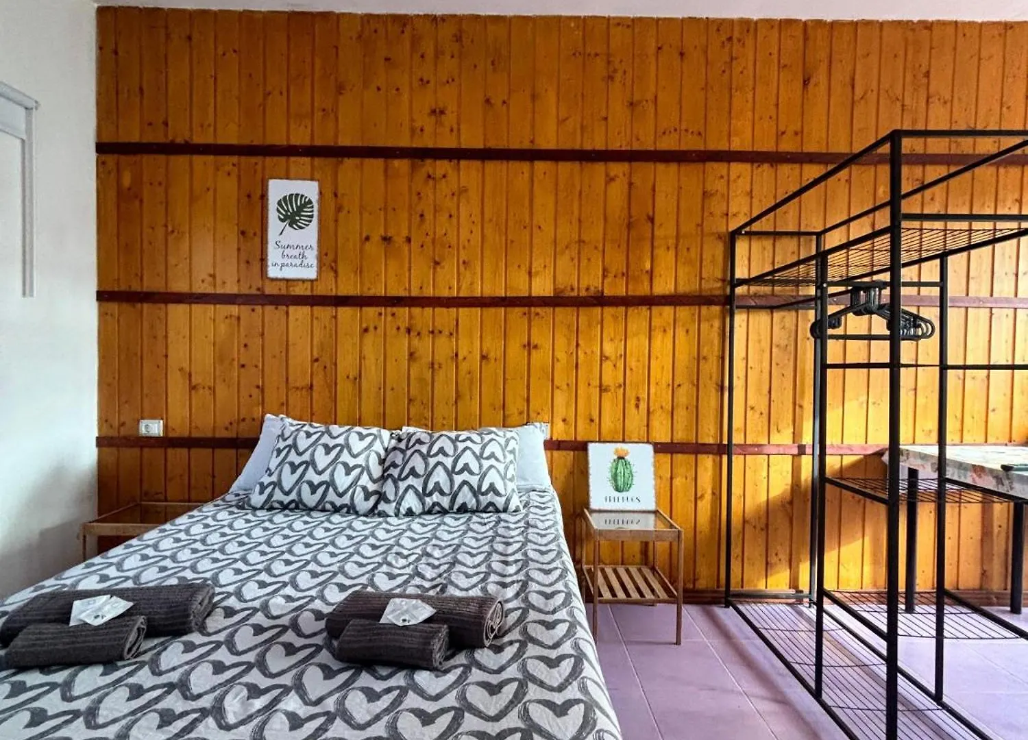Camping Invernaderito Tejina مكان تخييم